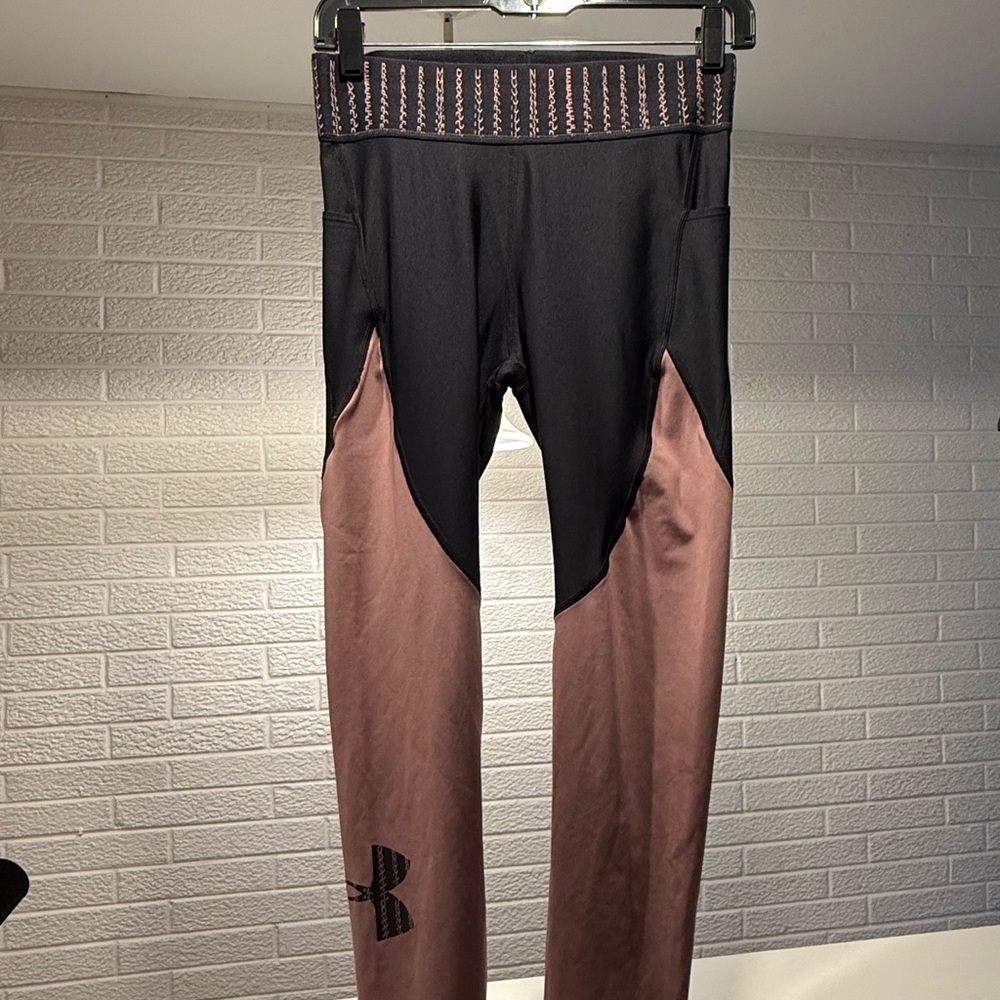 Under Armour Two-Tone Performance Leggings‎